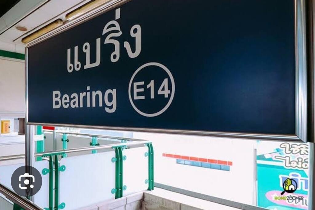 Apartamento Sense Of London Bts Baring Ban Khlong Samrong Exterior foto